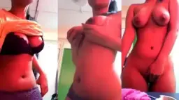ABG Badan Mungil Toket Gede