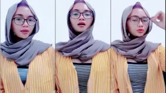 Ukhty Yulia Liveshow Pamer Belahan Toket