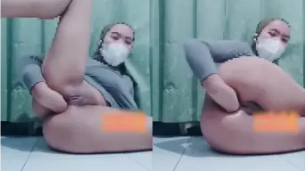 Hijabers Colok Lubang Pantat Brutal