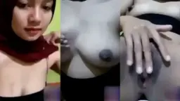 Hijab Cantik Bikin Video Bugil