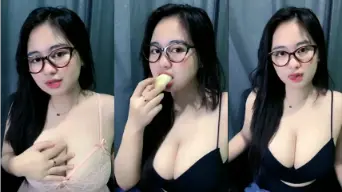 Imeyldaa Host Cantik Toge Bikin Penasaran