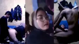 Ngentot Hijab Kacamata Semok