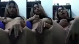ABG Cantik Colmek Becek Sange