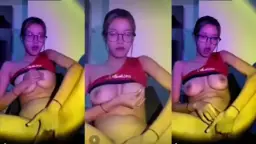 Mahasiswi Cantik Live Colmek di Telegram